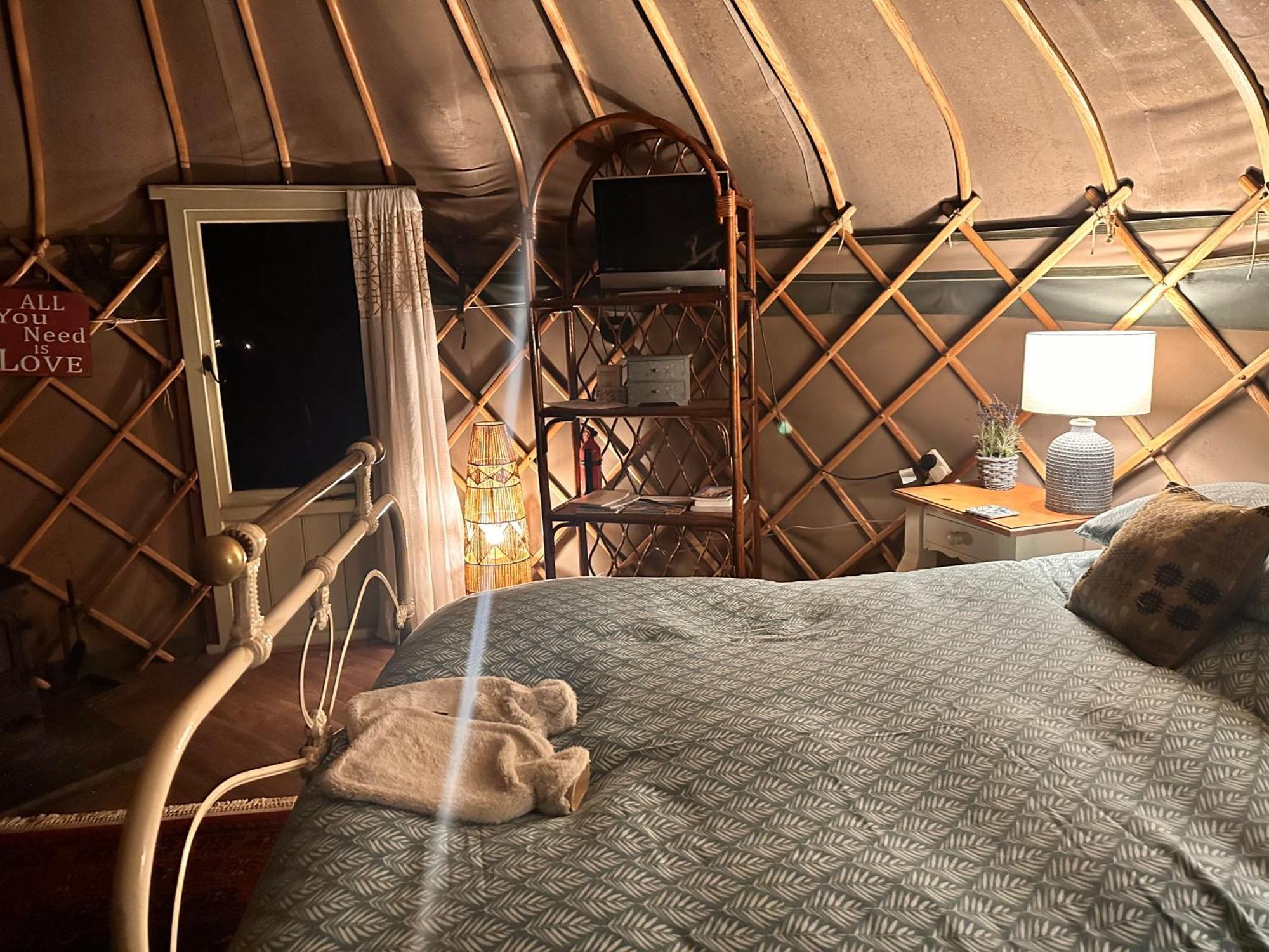 Sunbank Yurt Hotel คลางกอซเลน ภายนอก รูปภาพ